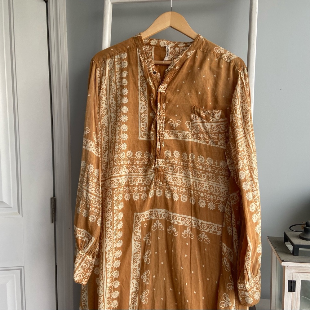 Magnolia Pearl Idgy Patterned Long Sleeve Dress - Picture 6 of 8